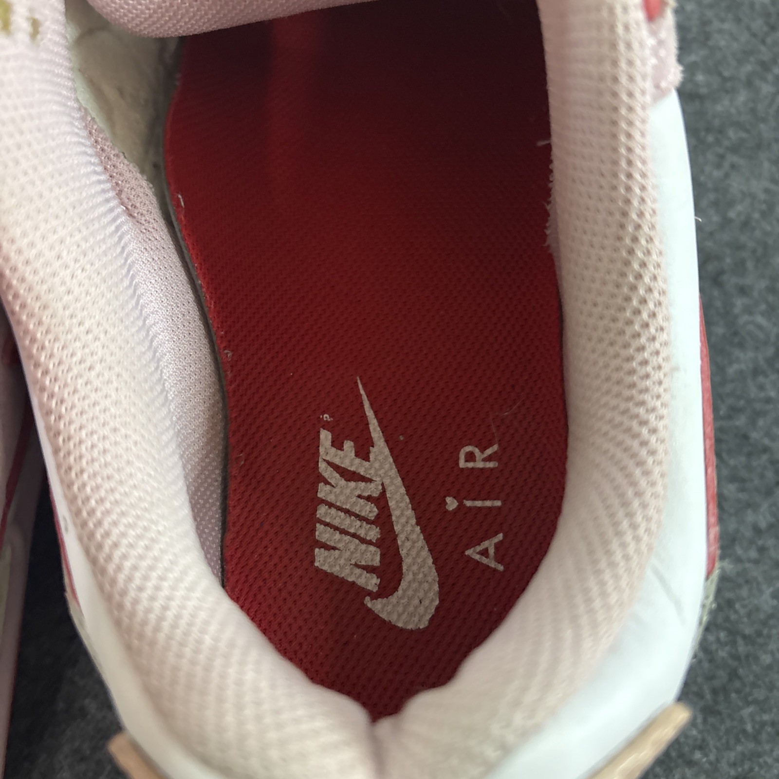 Nike Air Max 90 Love Letter Valentines Day ‘21 Pink Red White DD8029-100 Size 12