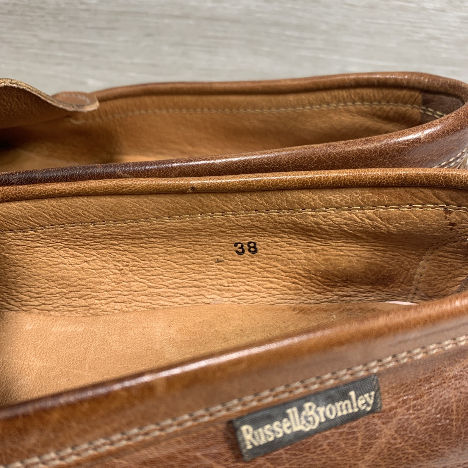 Russell & Bromley Brown Leather Loafer Size EU 38 UK 5.5 US 7.5