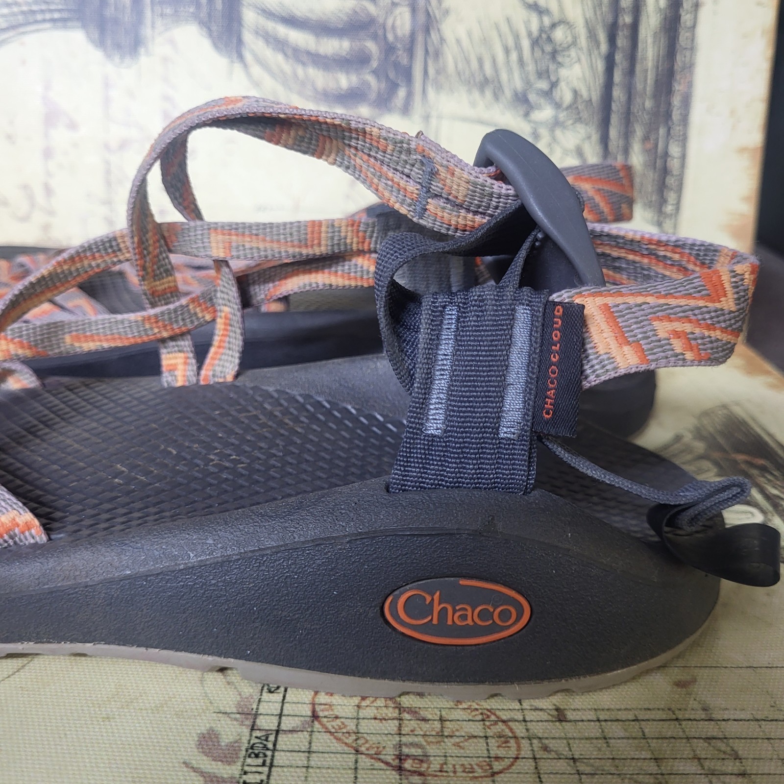 Size 10 Chaco Z Cloud X2 Toe Strap Classic Sandals Women’s ZigZag Orange Gray