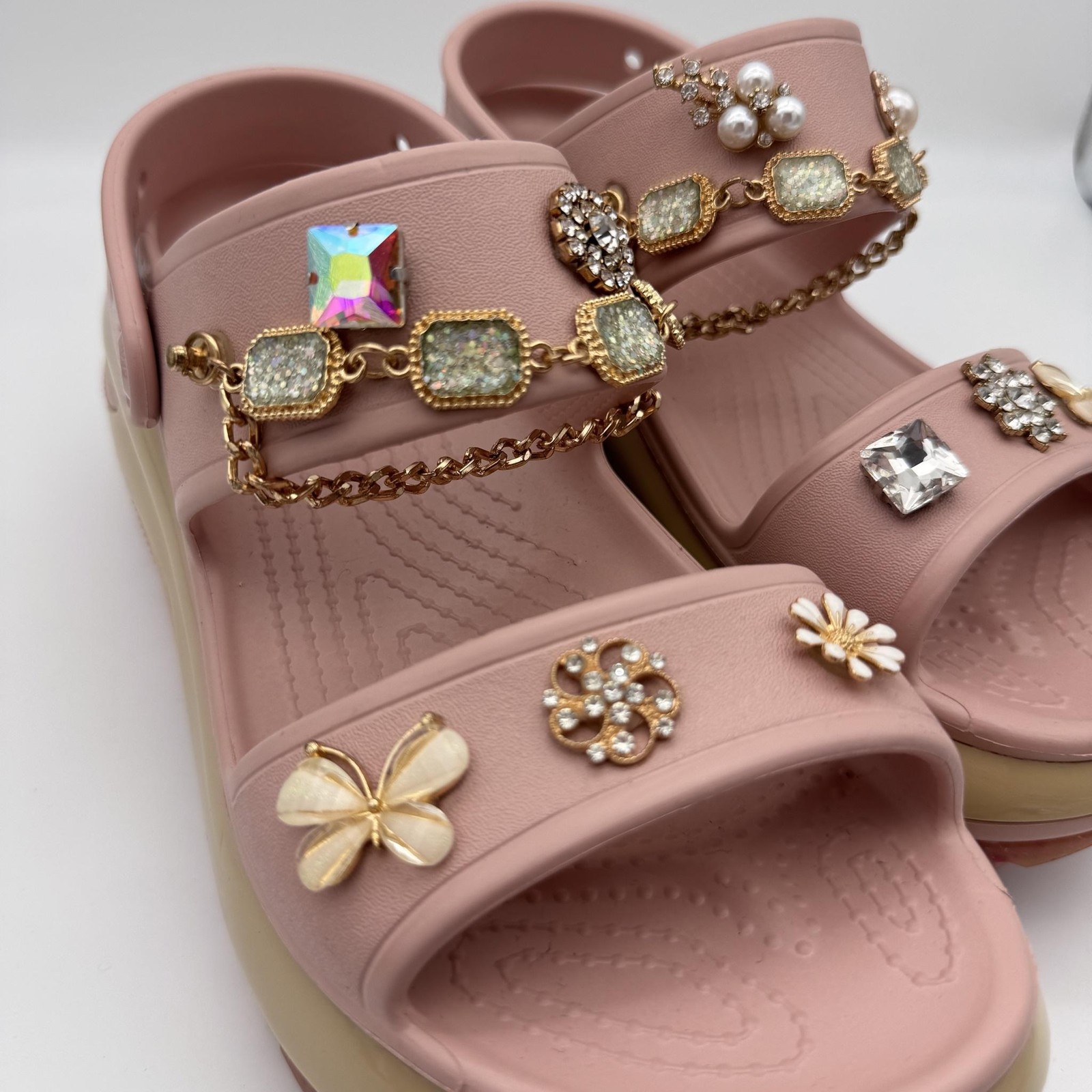 Crocs Mega Crush Sandals Womens Size 9 Rhinestone Jibbitz Charms Bling Chunky