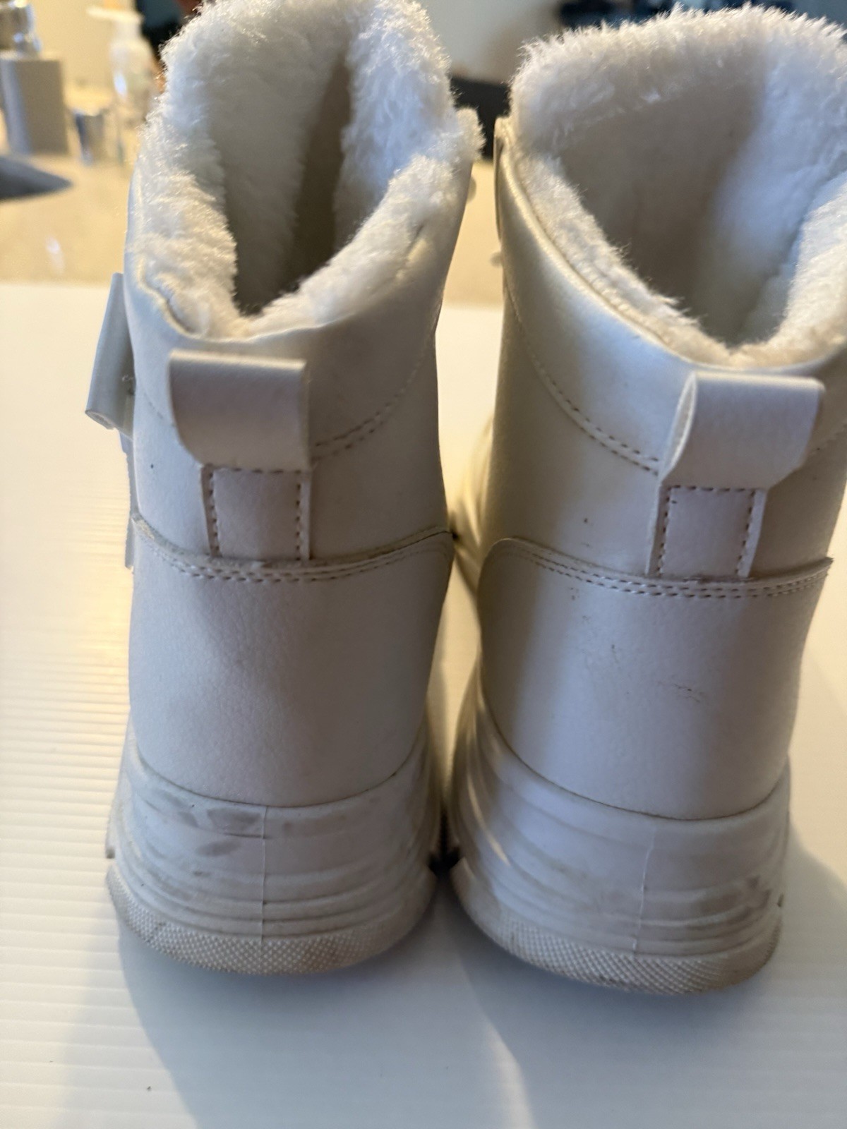 Evolutions High Top Boots~ White Size Woman’s 43