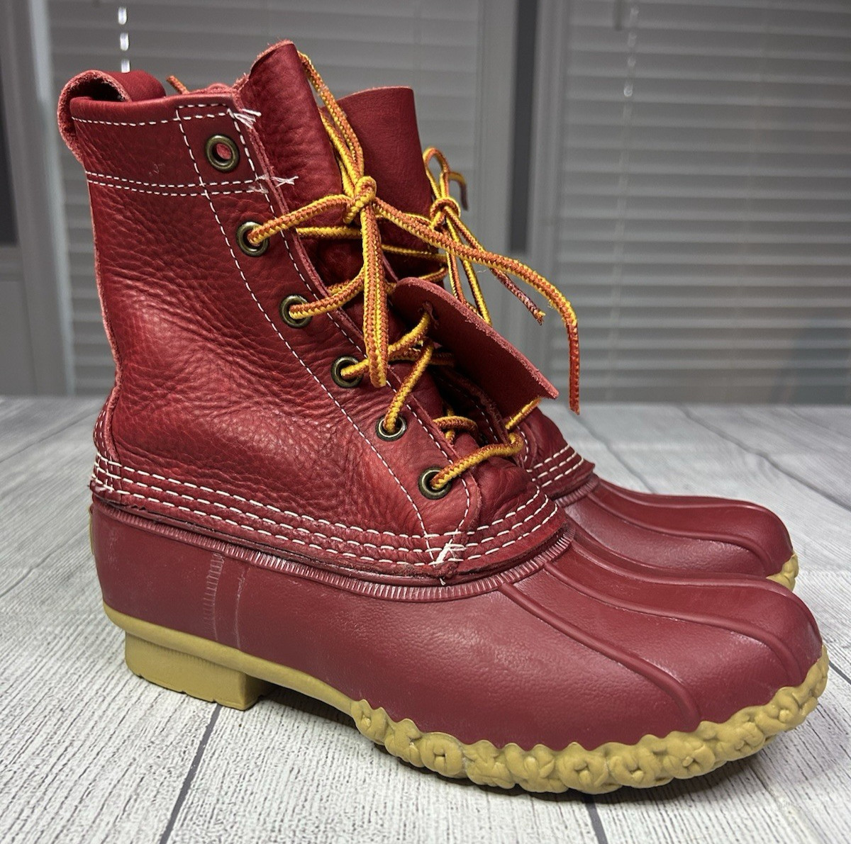 LL Bean Womens Limited Edition Red Leather Duck Boots Size 6 M USA Maine