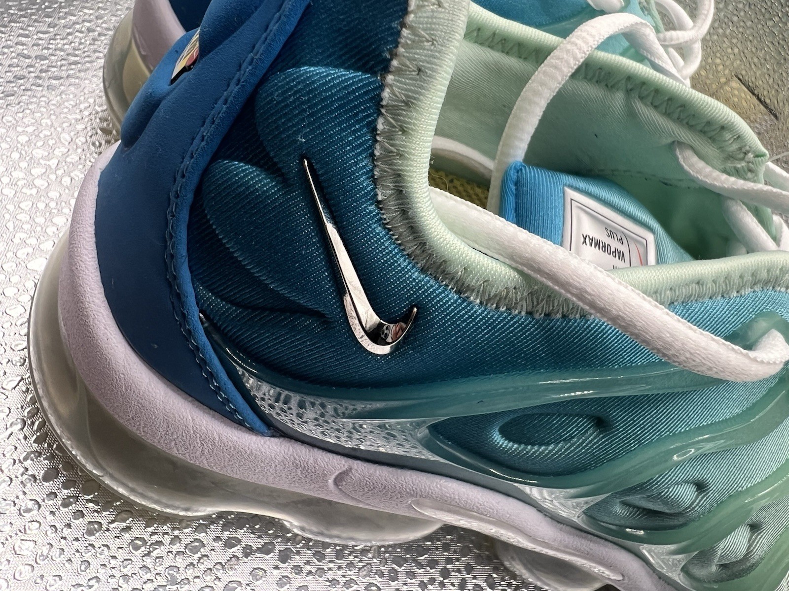 Nike Air VaporMax Plus Mint Foam Laser Blue WOMEN’S 8