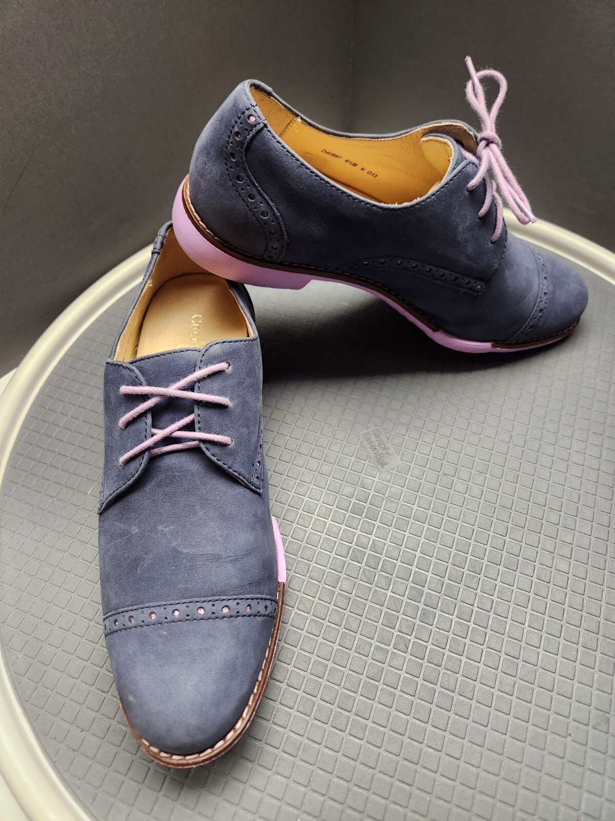 Cole Haan Womens Alisa Wingtip Oxford Shoes Size 6.5 B Nubuck Navy Blue Lavender