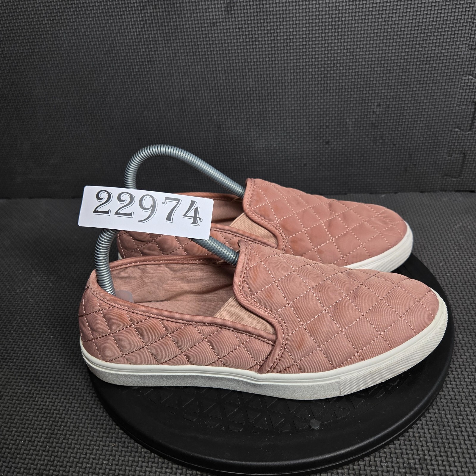 Time And Tru Memory Foam Quilted Shoes Womens Sz 8 Pink White Slip Ons