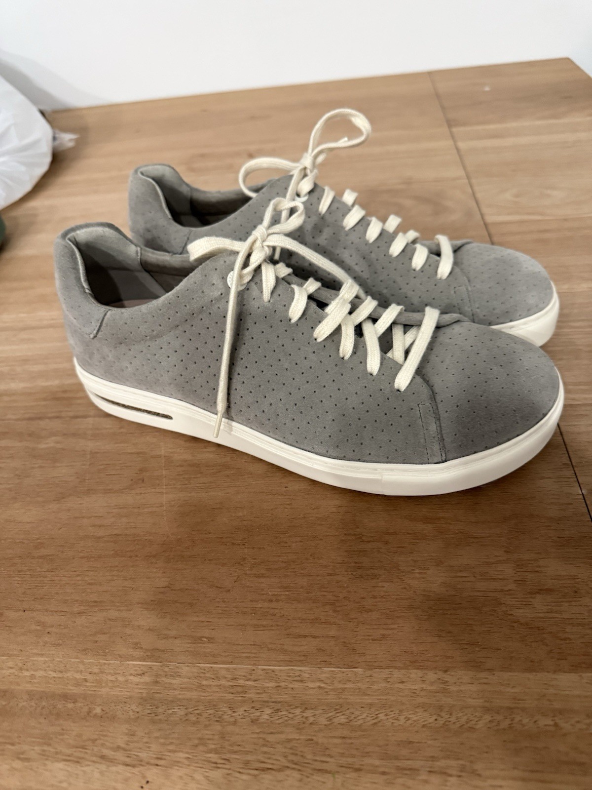 Birkenstock Bend Low Suede Embossed Sneakers Gray Dotted Stone Coin Men 10 New