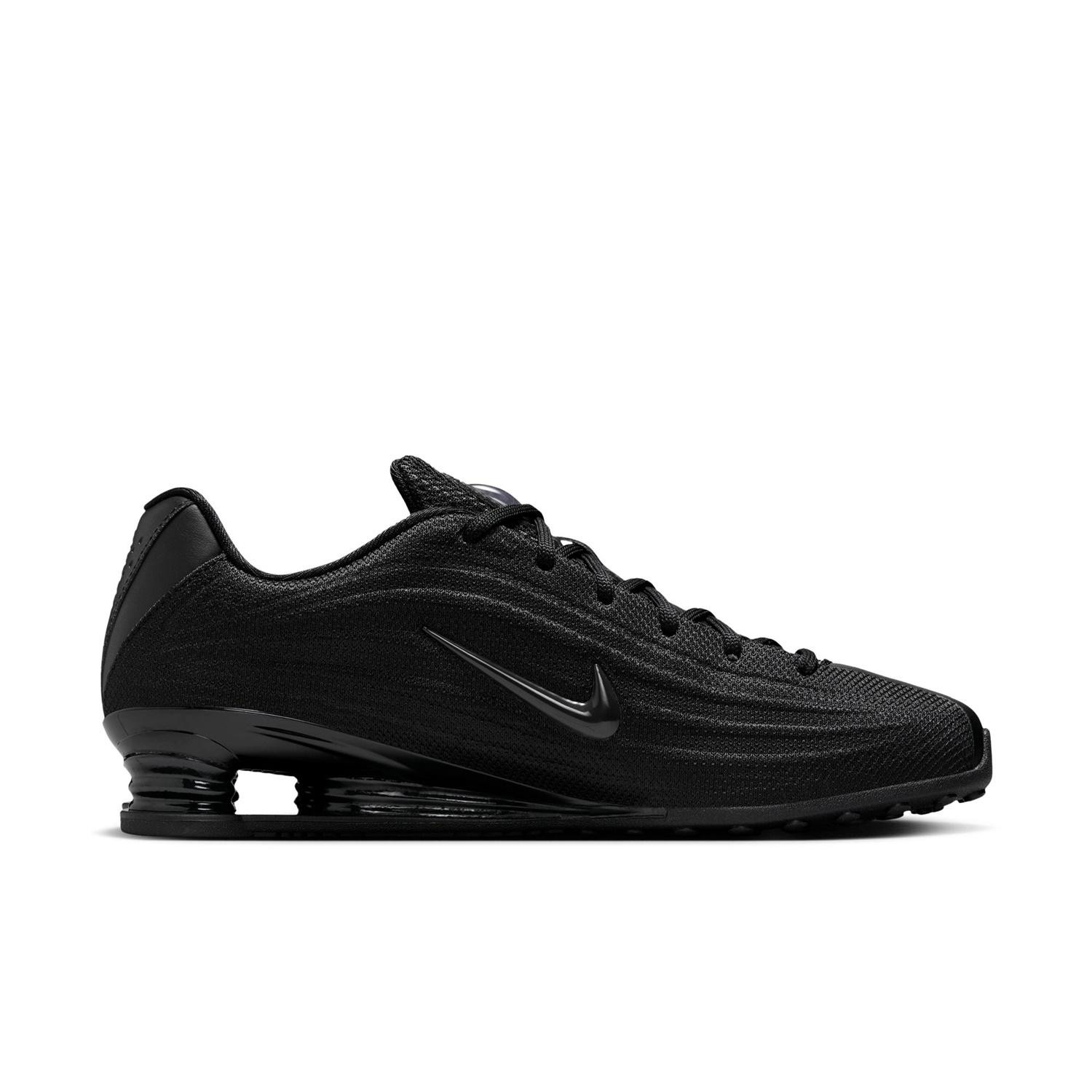 NIKE Women’s Shox Z HQ7540-003 Black Black University Red