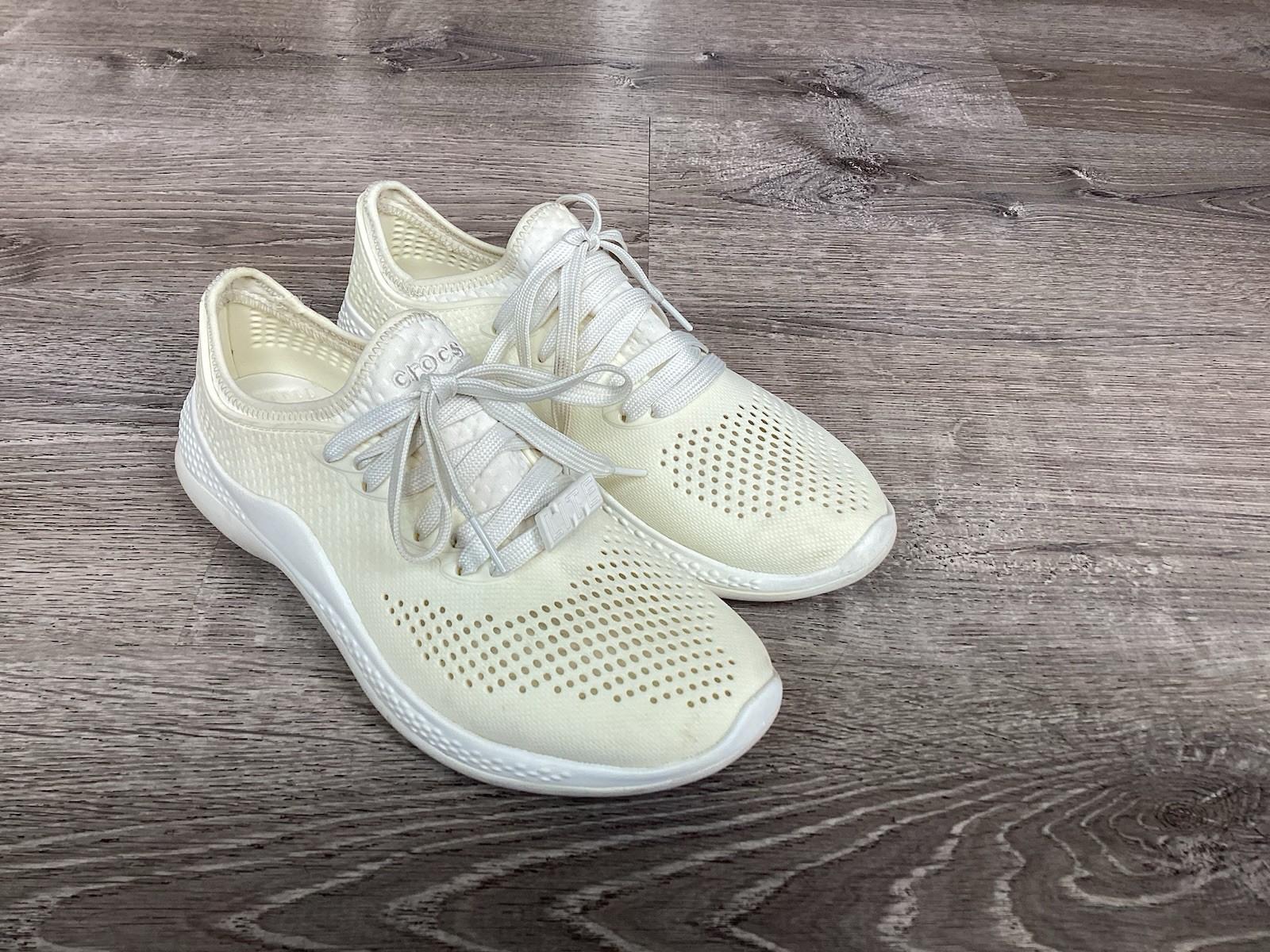 Crocs LiteRide 360 Pacer Women’s Shoes Size 8 Shoes Sneakers 206705 Off white