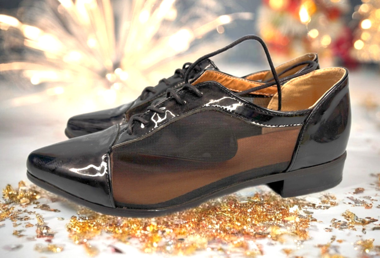 Black Sheer Oxford Heels Size Sheer See Thru Sides Lace-Up D372 Women’s 7.5