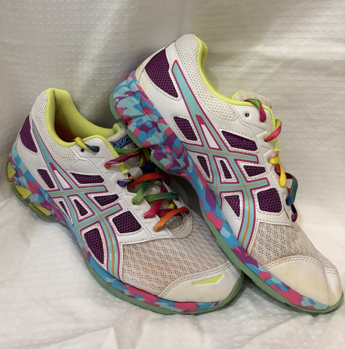ASICS women’s Multicolor Low Top Lace-Up Running Sneakers Rubber Outsole