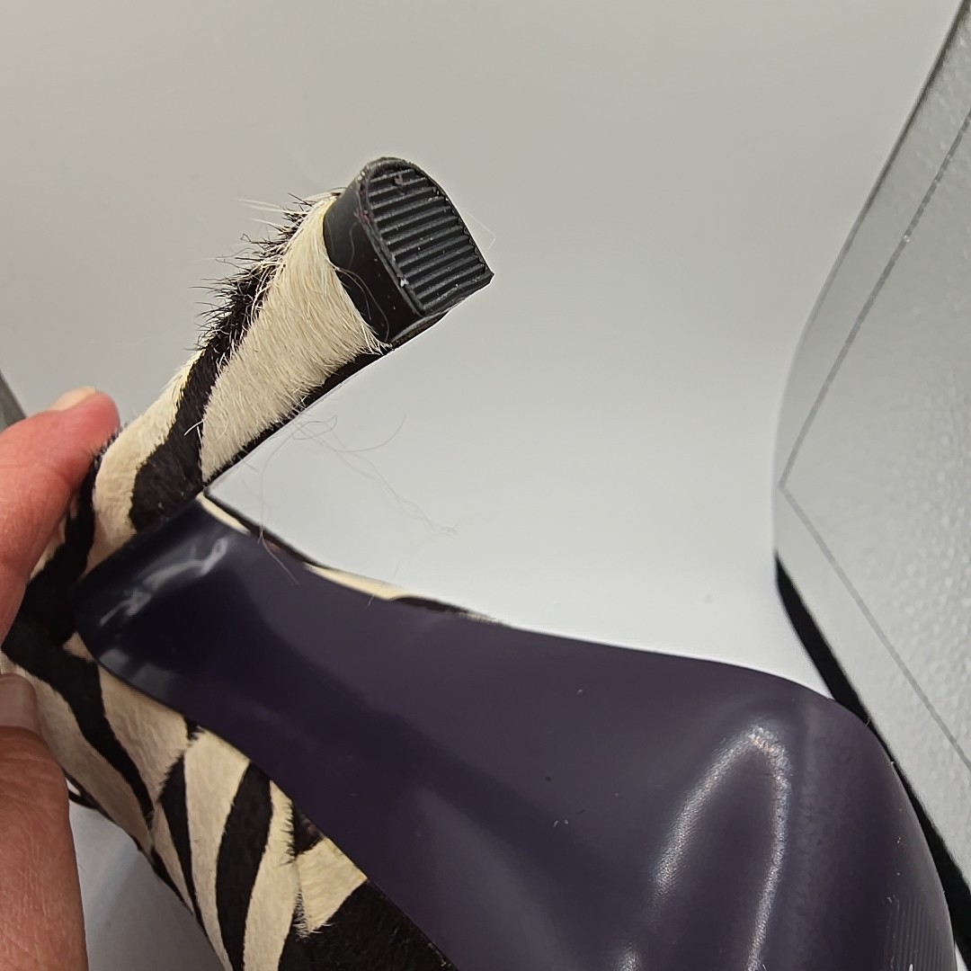 London Trash Zebra Stripes Pony Hair Platform Shoes Heels Leather sz 8 Pinup