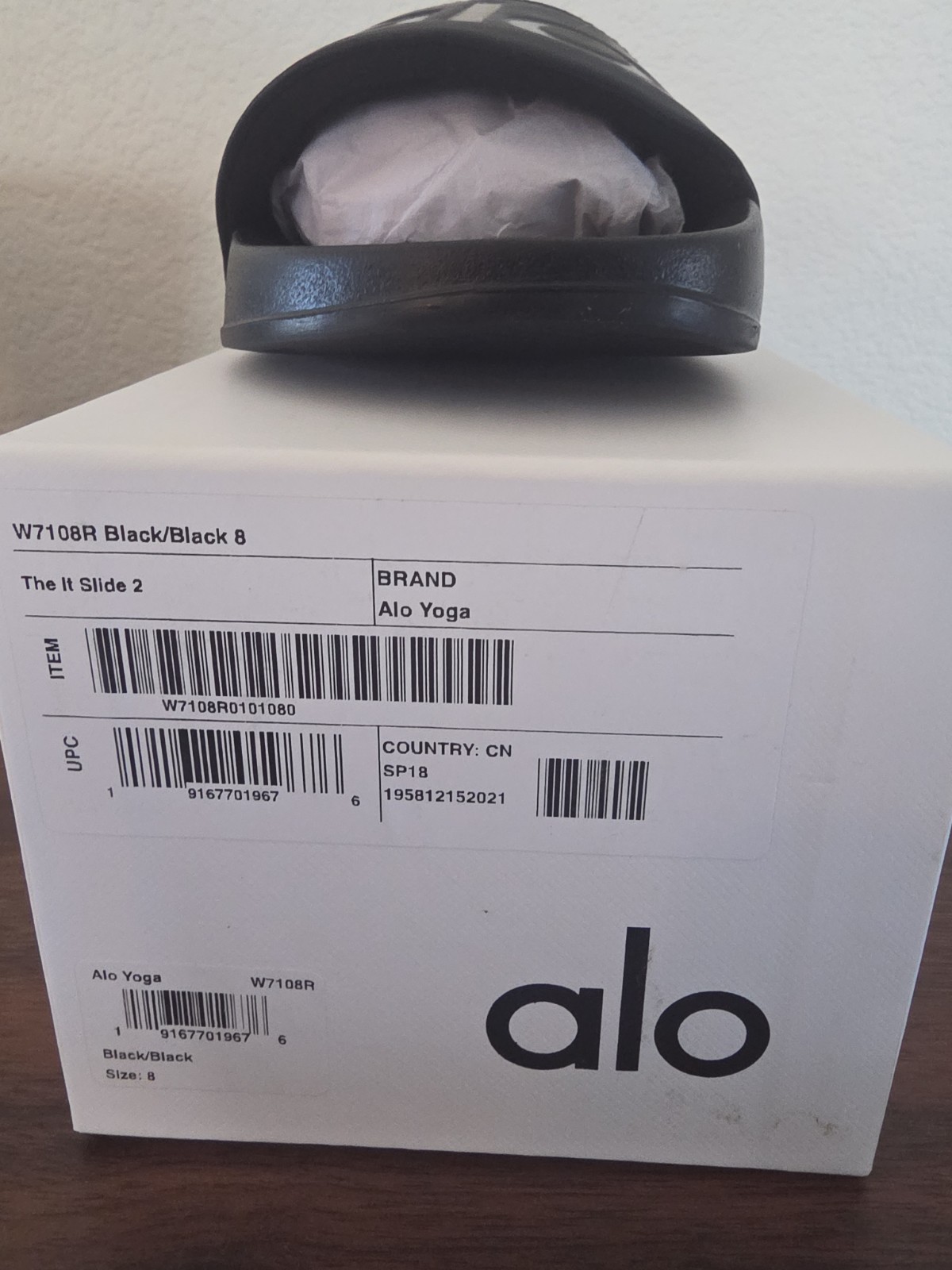 Alo Yoga The It Slide 2 Black/Black Size 8 W7108R New With Box #2