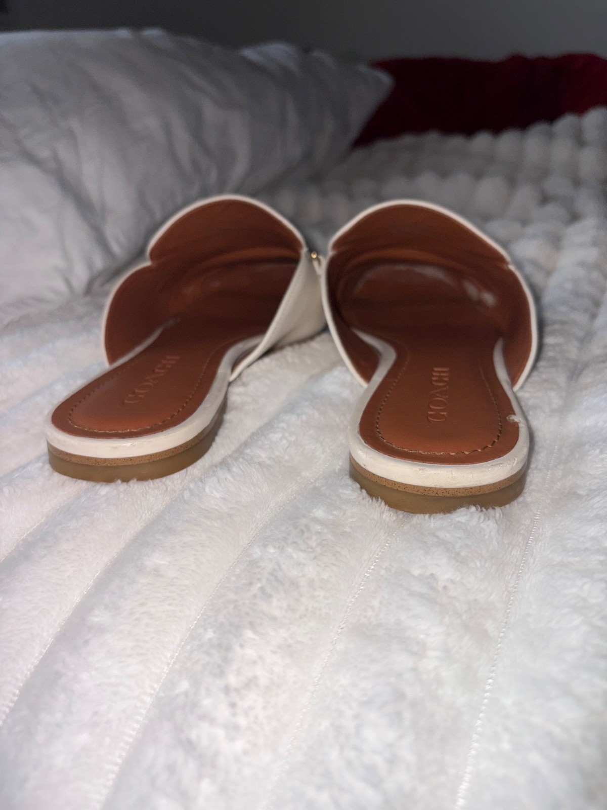 Unisex Coach white leather mules with gold chain women’s size 8