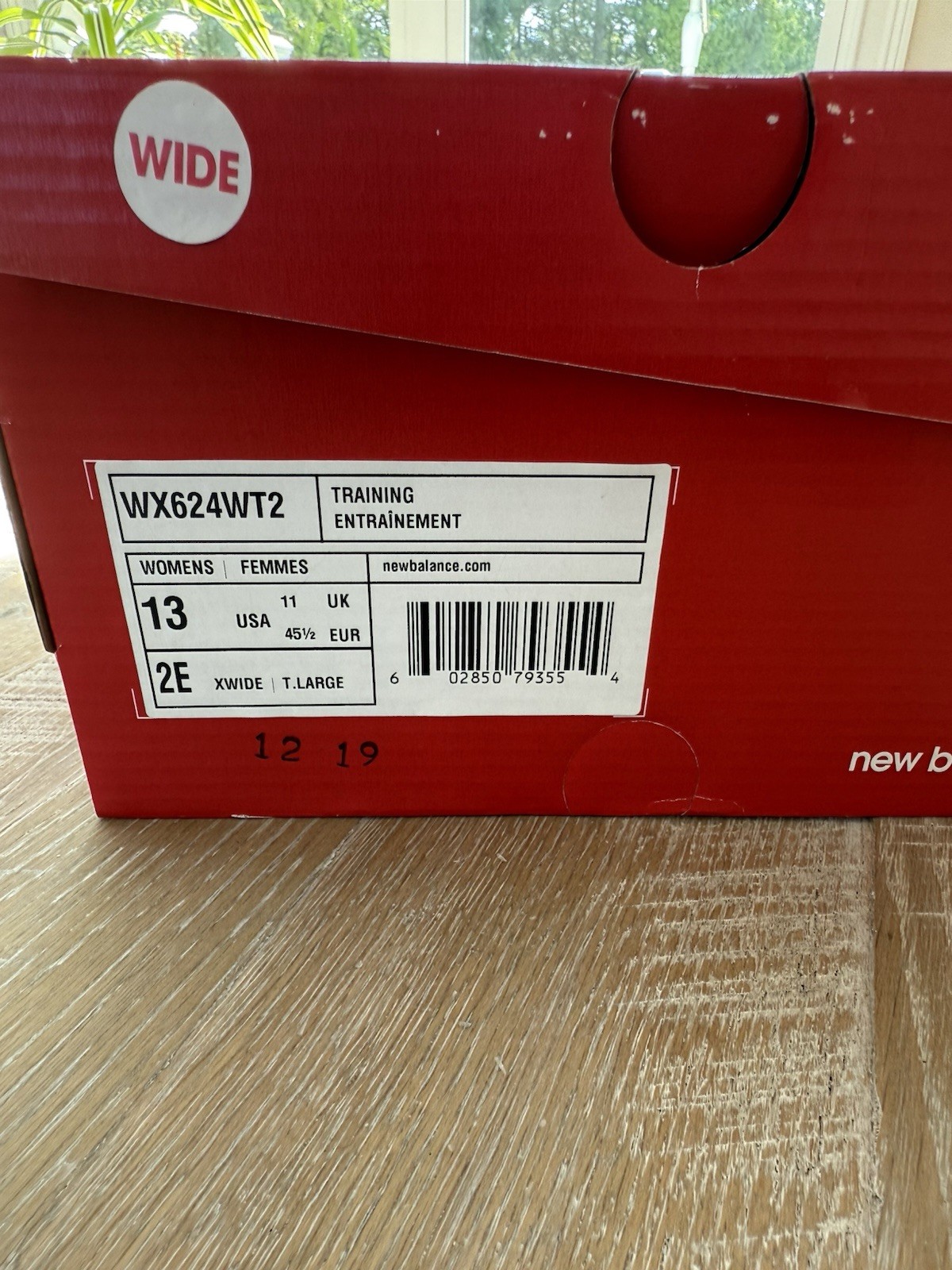 New Balance Wide Ladies WX624WT2 Trainer In White Size 13 2E