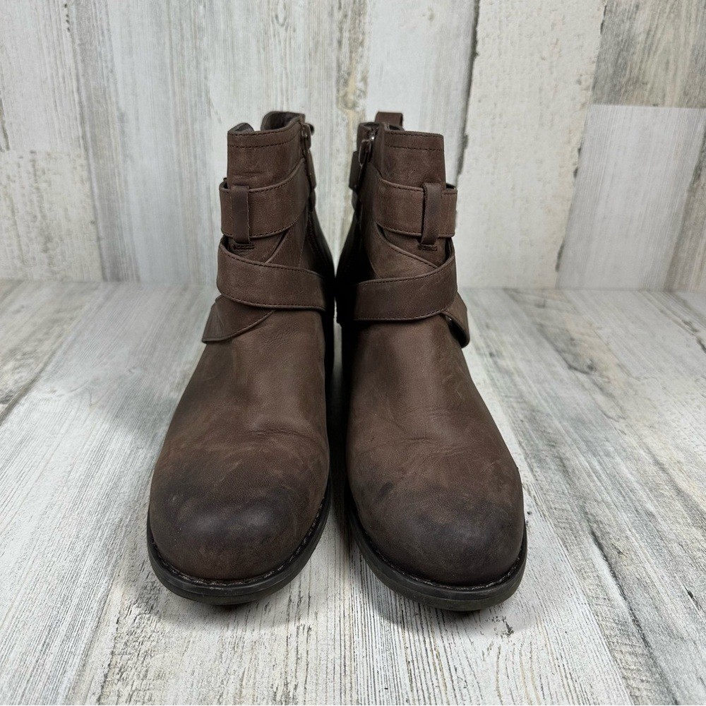 Tara M. Brown Leather Ankle Boots Women’s 8 with Straps Buckle Detail