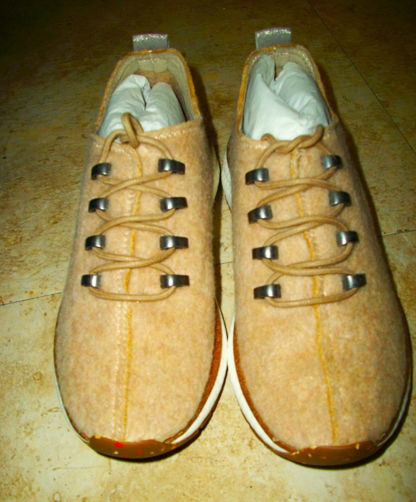 NWOT OTBT Courier Comfort Women Wool Sneaker Shoe Size 7.5 Beige Alpaca Wool NEW