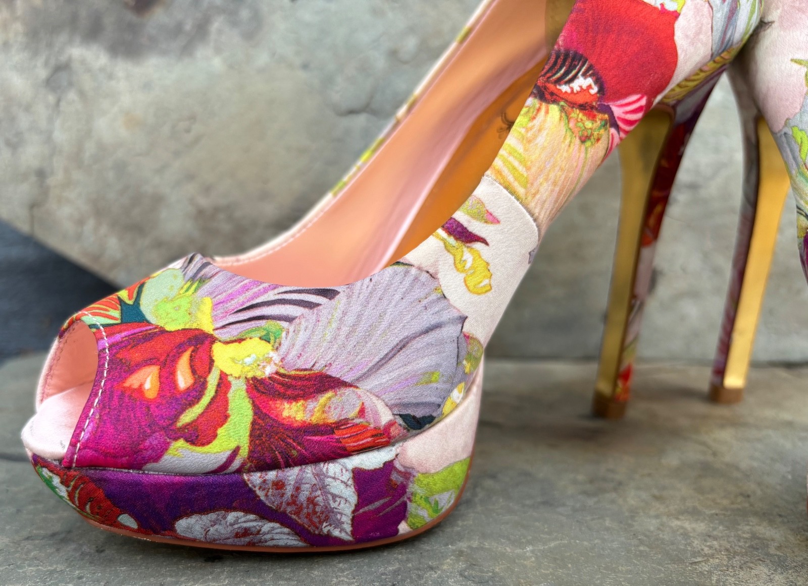 TED BAKER ‘Fluuri’ ( 36/5) Stilettos Peep-Toe Platform Heels Satin Floral Pumps