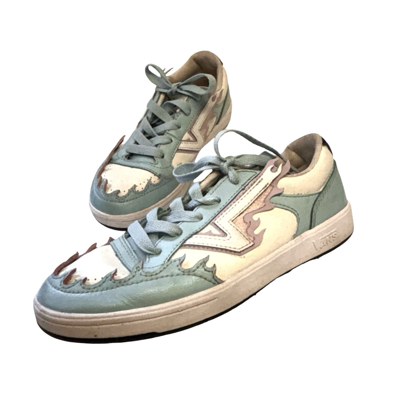 VANS Lowland CC Flame Sneakers Men 5 Women 6.5 Light Blue And White Leather
