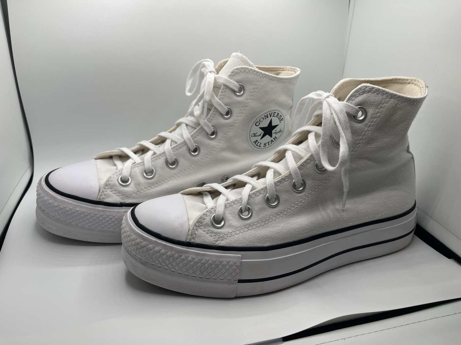Converse Chuck Taylor High Top Platform Lift Sneaker Size 7 White Classic