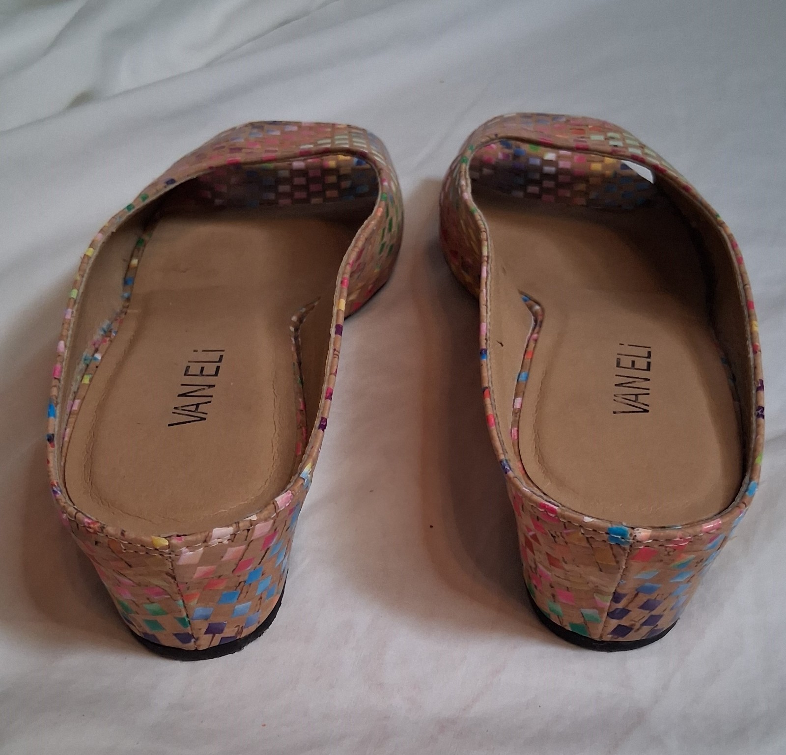 Vaneli Women’s Multicolor Cork Slide-on Sandal (7W)