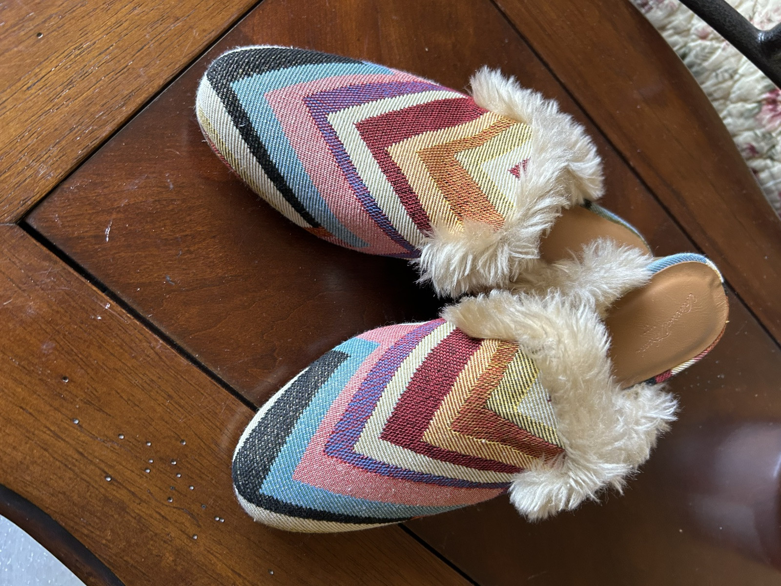Universal Thread faux fur lined chevron mules shoes 6.5 bibiana rainbow