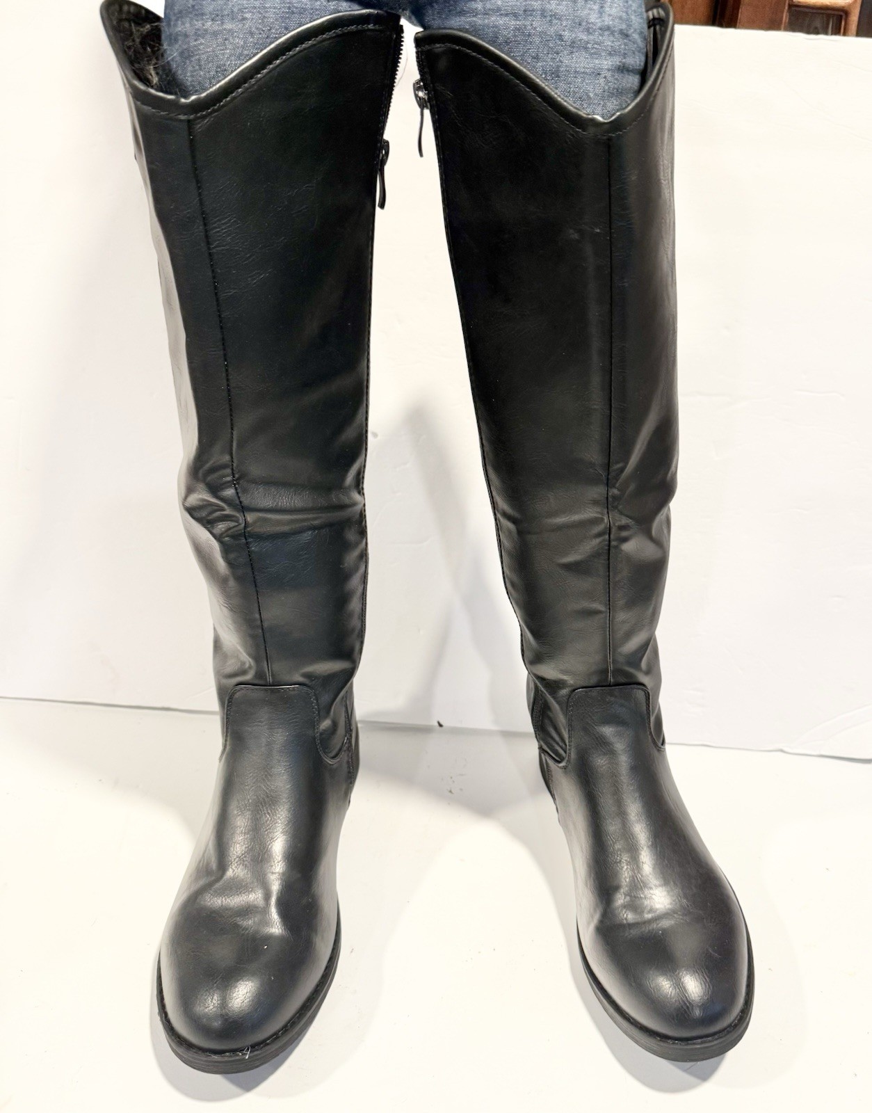 Vepose New York Knee High Boots Womens Size 9 Black Side Zip Shoes Equestrian