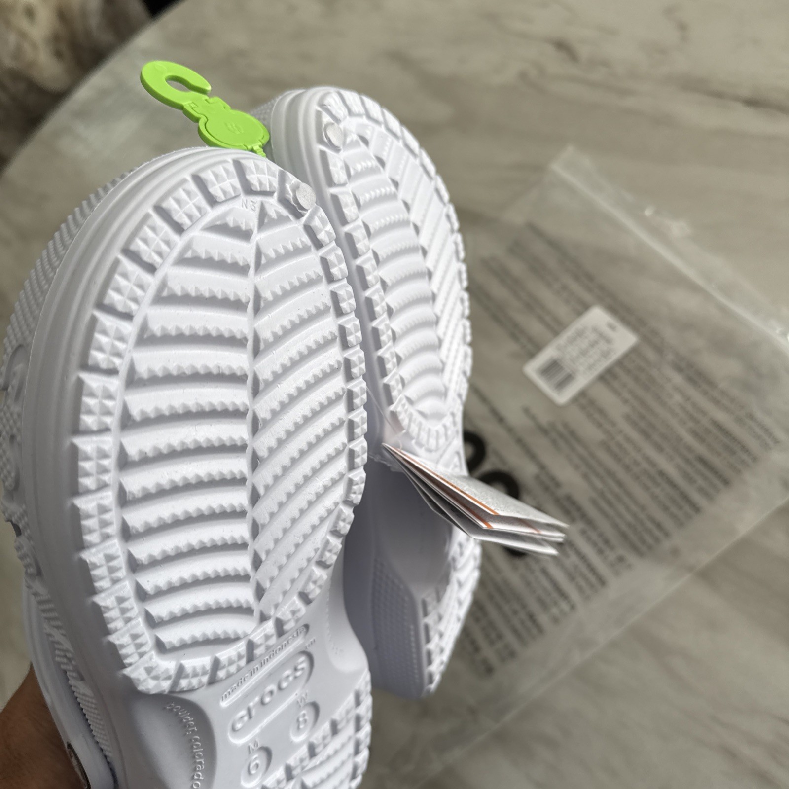 New With Tags Original Baya Crocs Size M6 W8