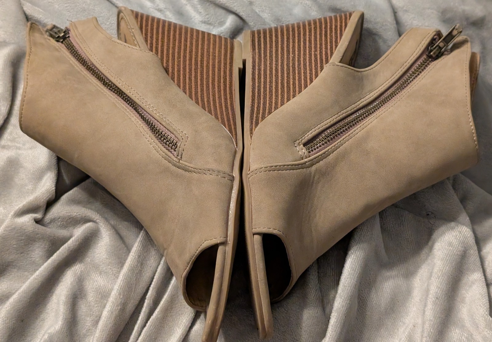 Brash Sz 10 / 41.5 Brown Zipper strap 3.5″ Wedge Heel Open Toe Sandals Shoes