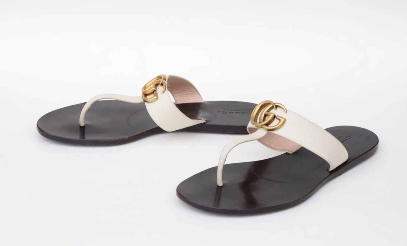 Gucci Marmont GG Thong Sandals Slides Size 38/ US 8 in Black White Ivory Leather