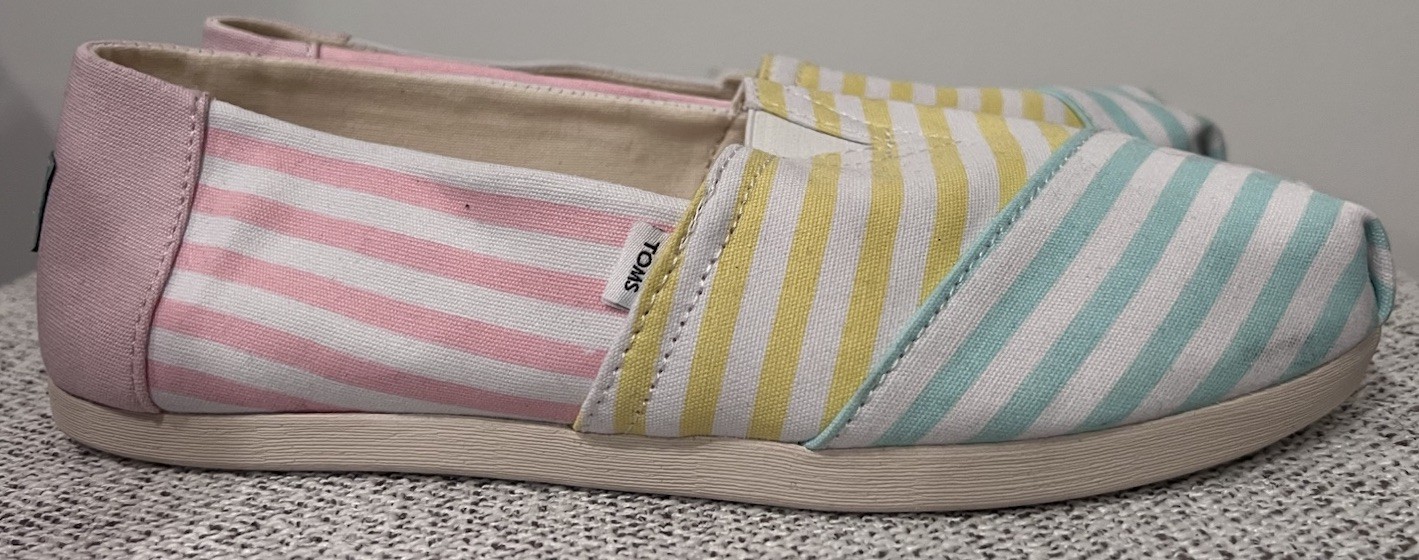 TOMS NWT Women’s Slip-On Pastel Multi Stripe Colorblock Canvas Shoe Size 9