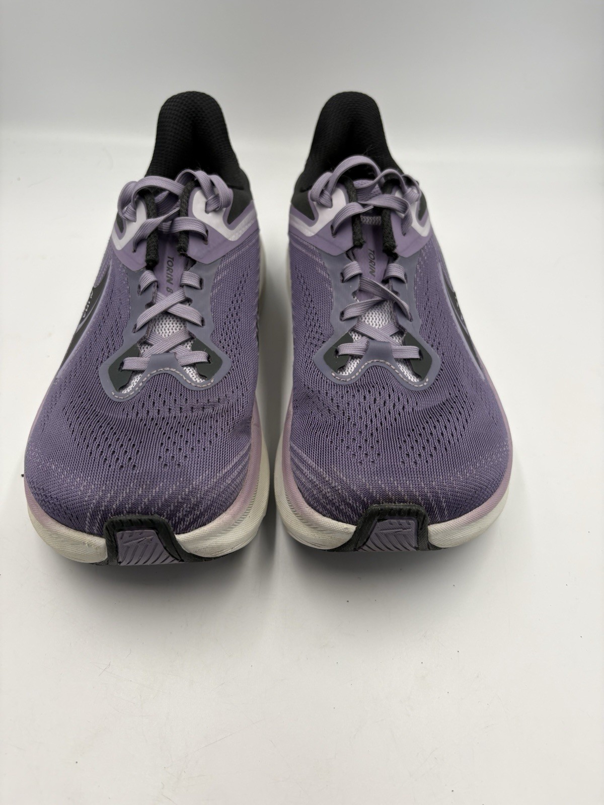 Altra Torin 8 Women’s Purple/Black/White Low Top Lace-Up Mesh Running Sneaker