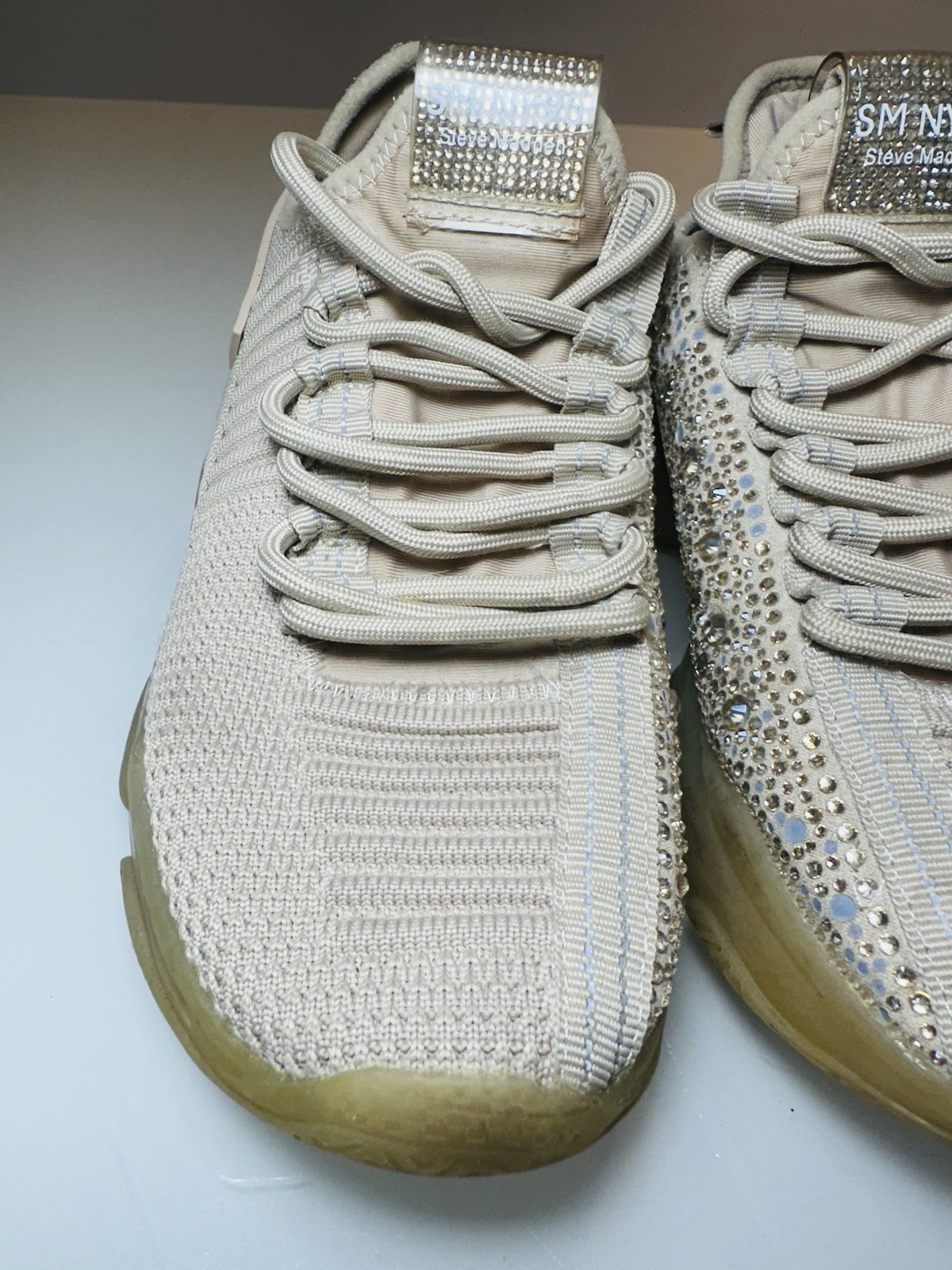 Steve Madden SM NY90 Sneakers Beige Rhinestone Breathable Womens Sz 7.5