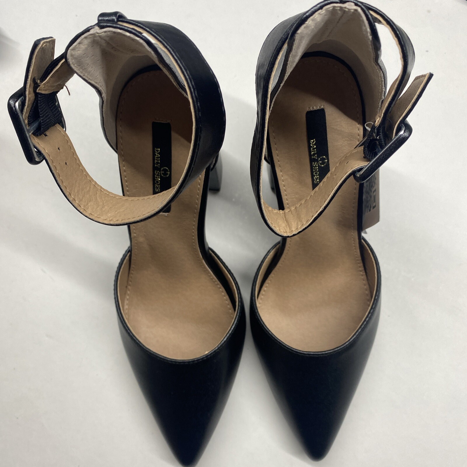 Daily Shoes Size 9 Leather