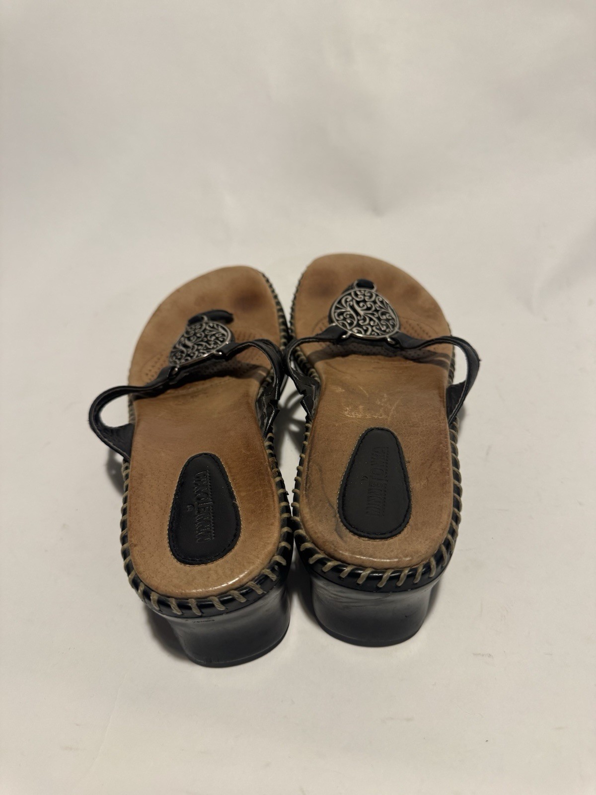 Minnetonka Leather Cushioned Slide On Western Wedge Sandal Size 10Silver Buckles