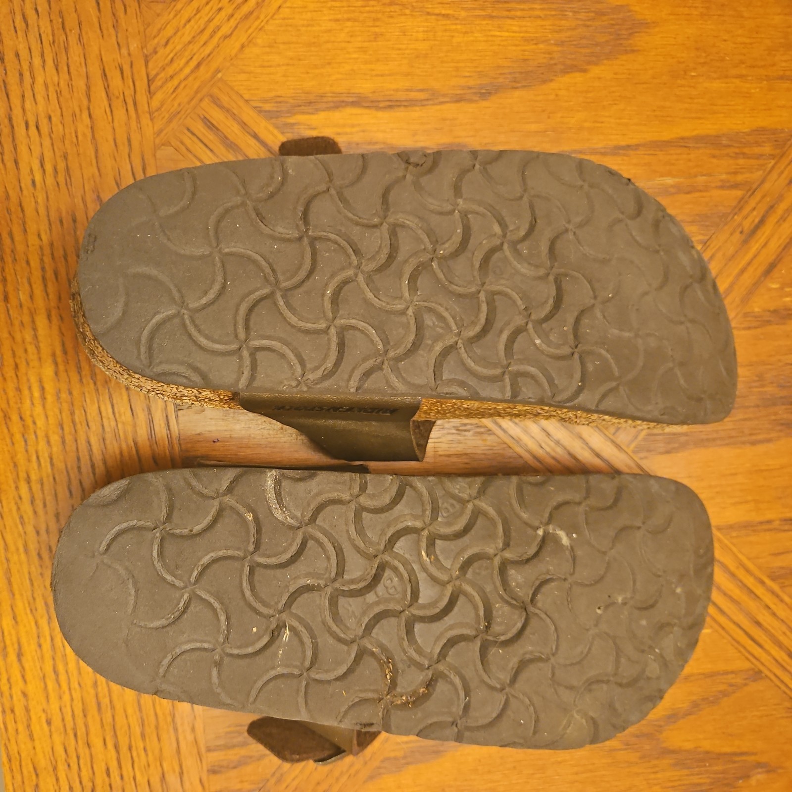 Birkenstock Gizeh Thong Sandals Brown Leather Gold Bronze Slides EU 36 USA 6
