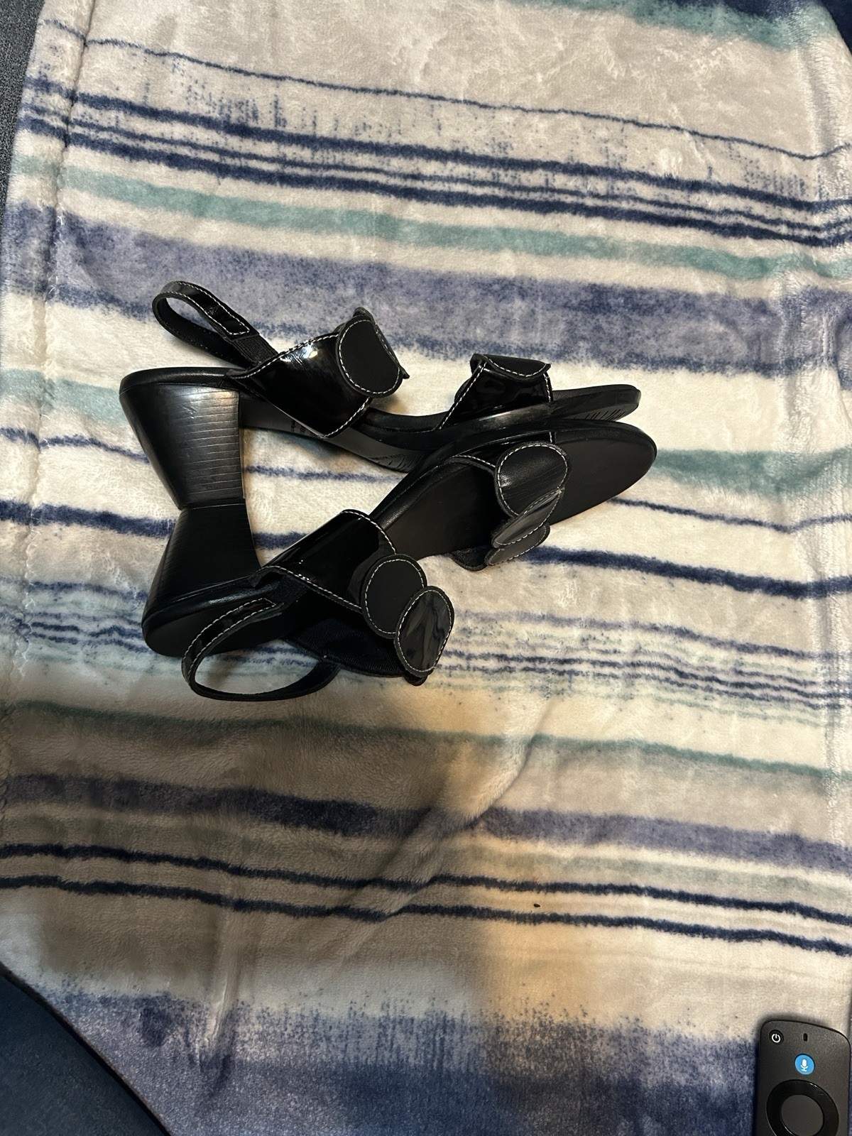Munro Solar Eclipse Black Patent/Black Slingback Heel Sandals Size 7W