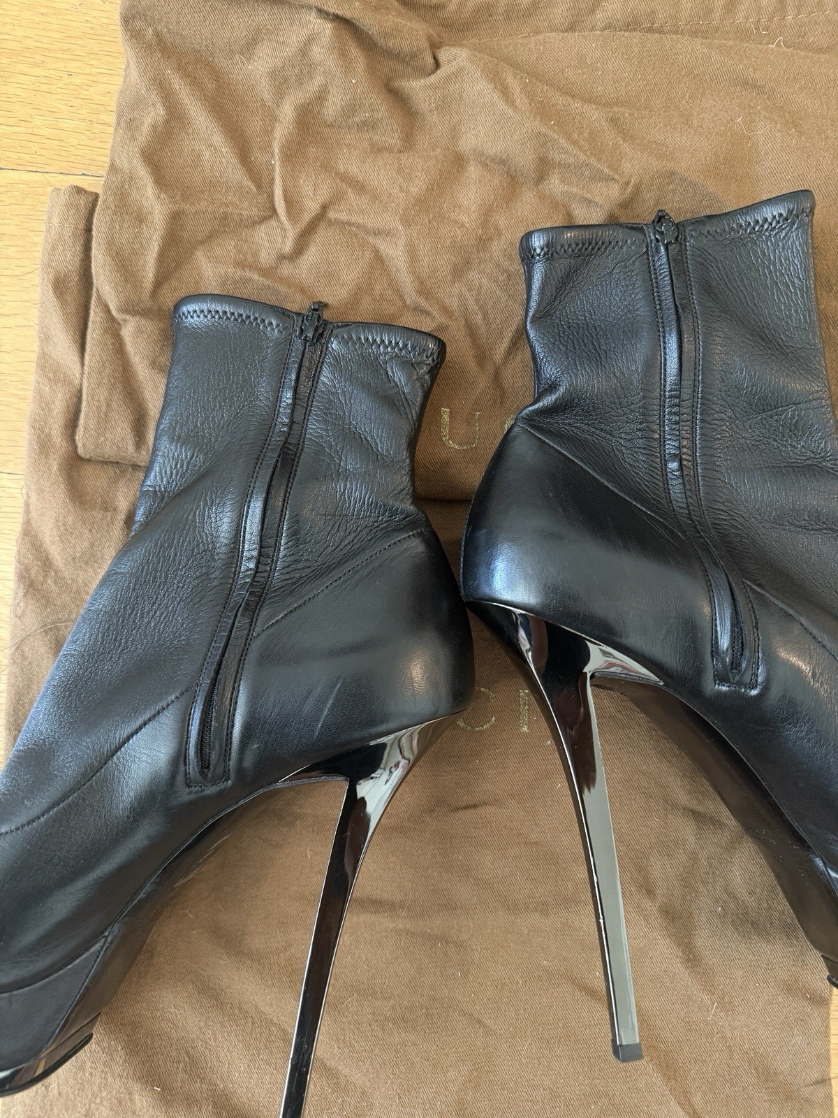 Tom Ford Era GUCCI Ankle Boots Peep Toe Stiletto Platform Black Leather Sz 40