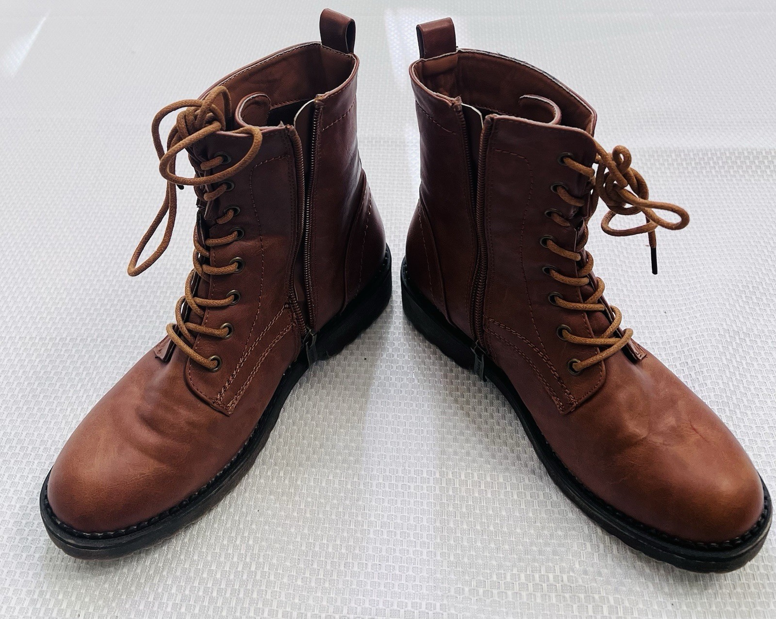 New York & Company Women’s Brown Lace-Up Combat Boots Side Zip Size 7