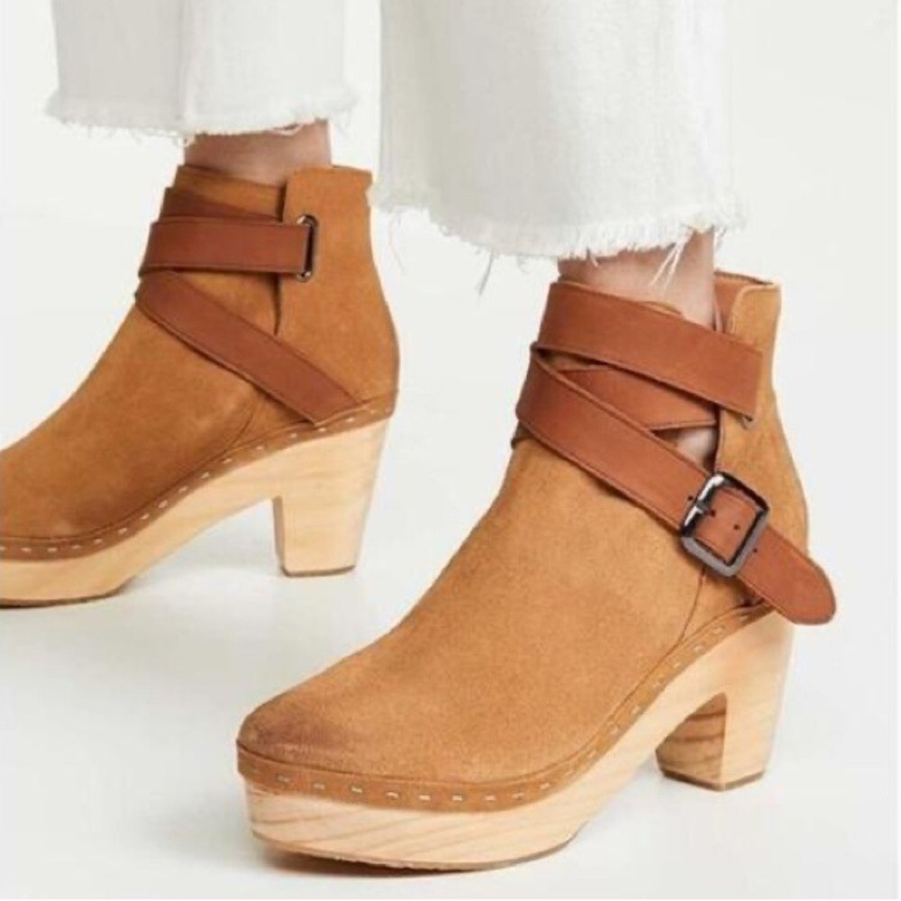 Free People Suede Wooden Clogs 10 Festival Boho Hippie Retro Tan Leather Boots