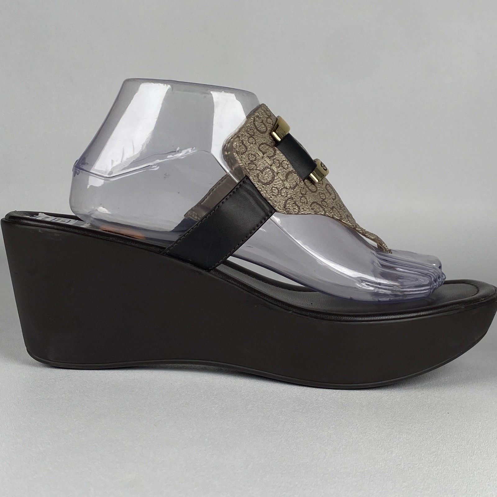 Guess Wedge Flip Floos Brown/white/Gold Logo Size 11