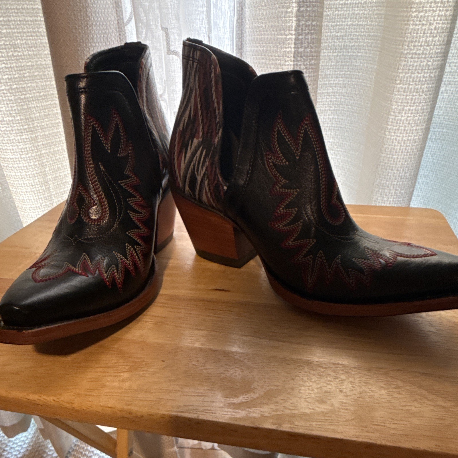 Ariat Western Ankle Boots Leather Black/Brown Pull-On Pointed Toe Embroidered