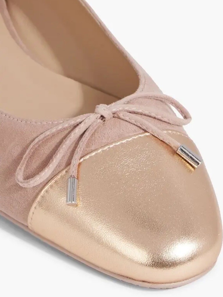 New Stuart Weitzman Sleek Suede Cap Toe Bow Flat Fawn Sz 8.5
