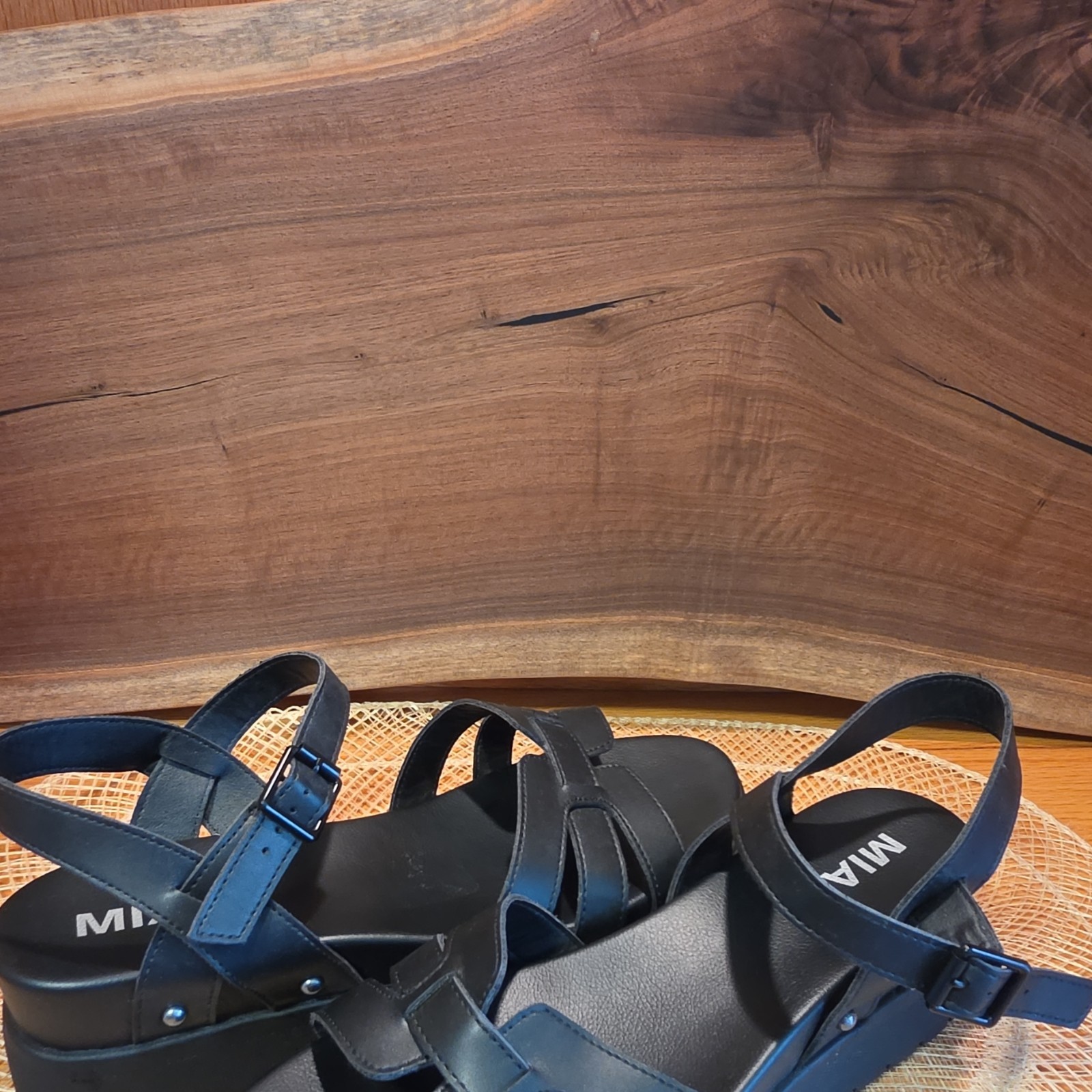 MIA Black Faux Leather Platfor Ankle Strap Buckle Sandals Women’s US 10 Kenedi