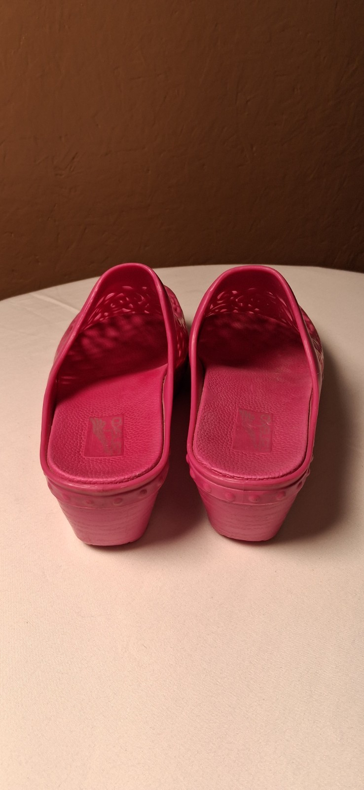 Dansko Pippa Clogs Womens Size 38 Hot Pink Molded Jelly Heeled Mules US Sz 7.5