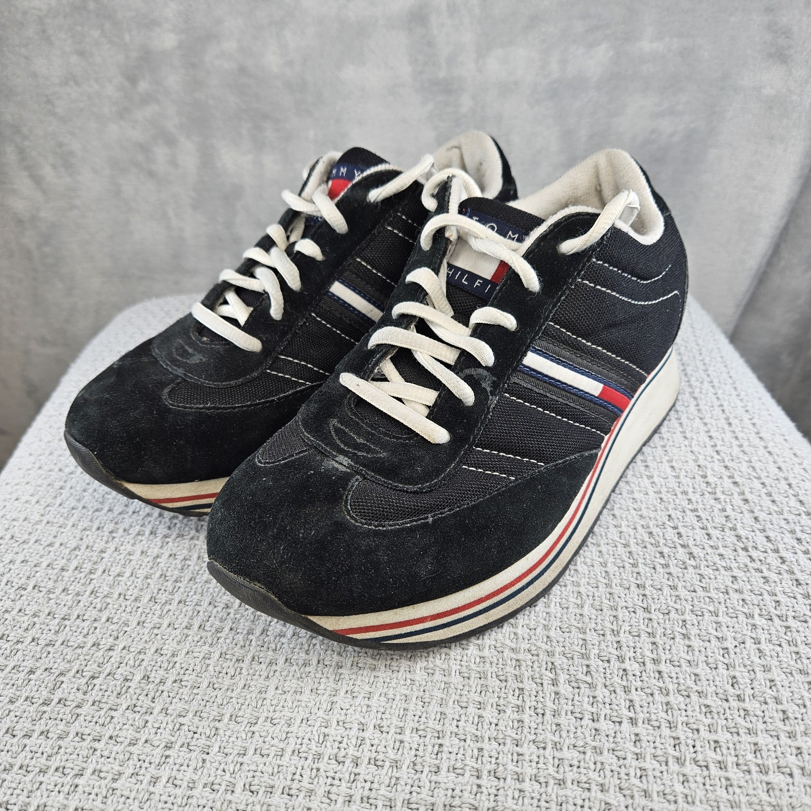 Tommy Hilfiger Women’s Athletic Shoes Size 8M Black Leather W72020