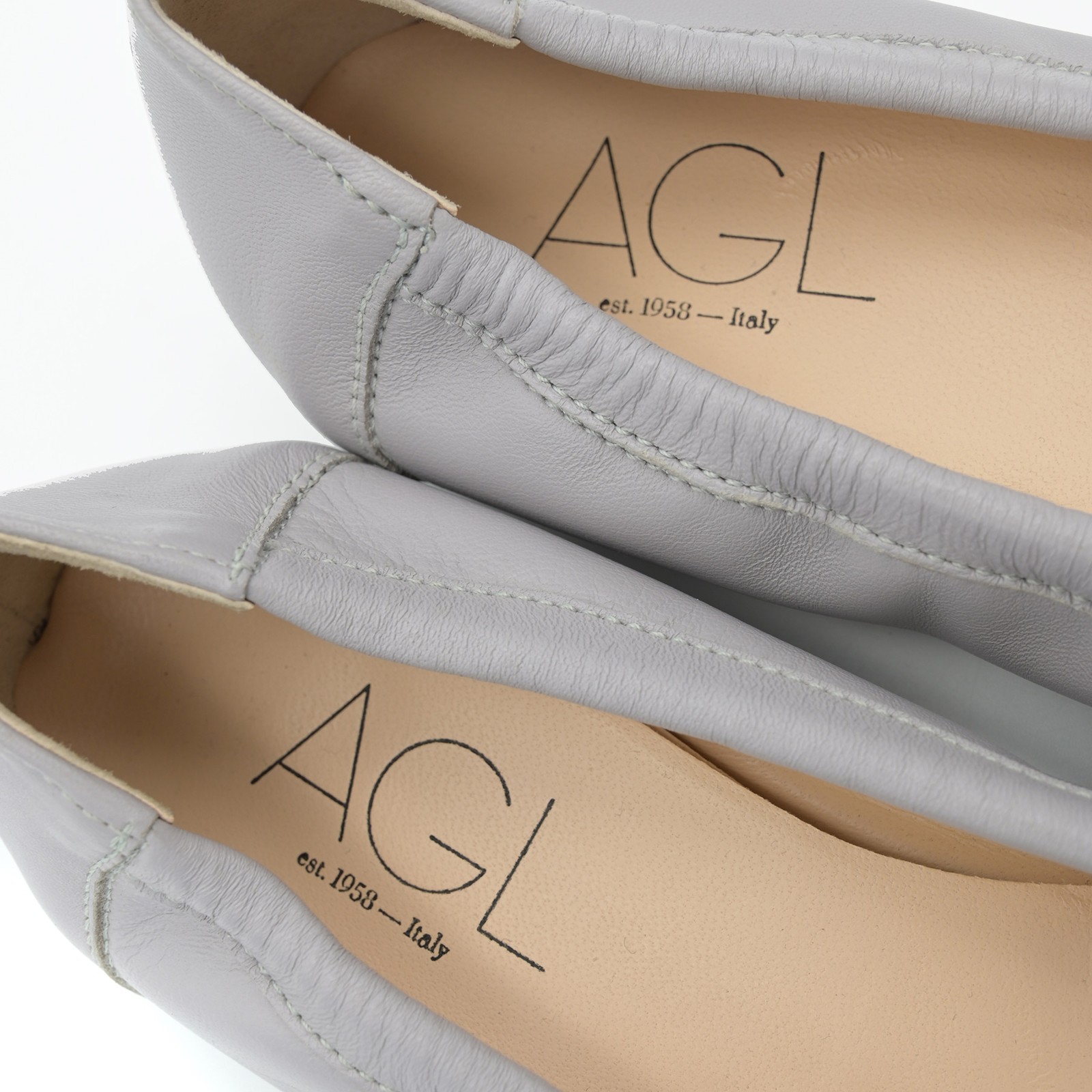 *BRAND NEW!* AGL Pale Lavender/Silver Metallic Cap Toe Ballet Flats sz 37 / 7 US
