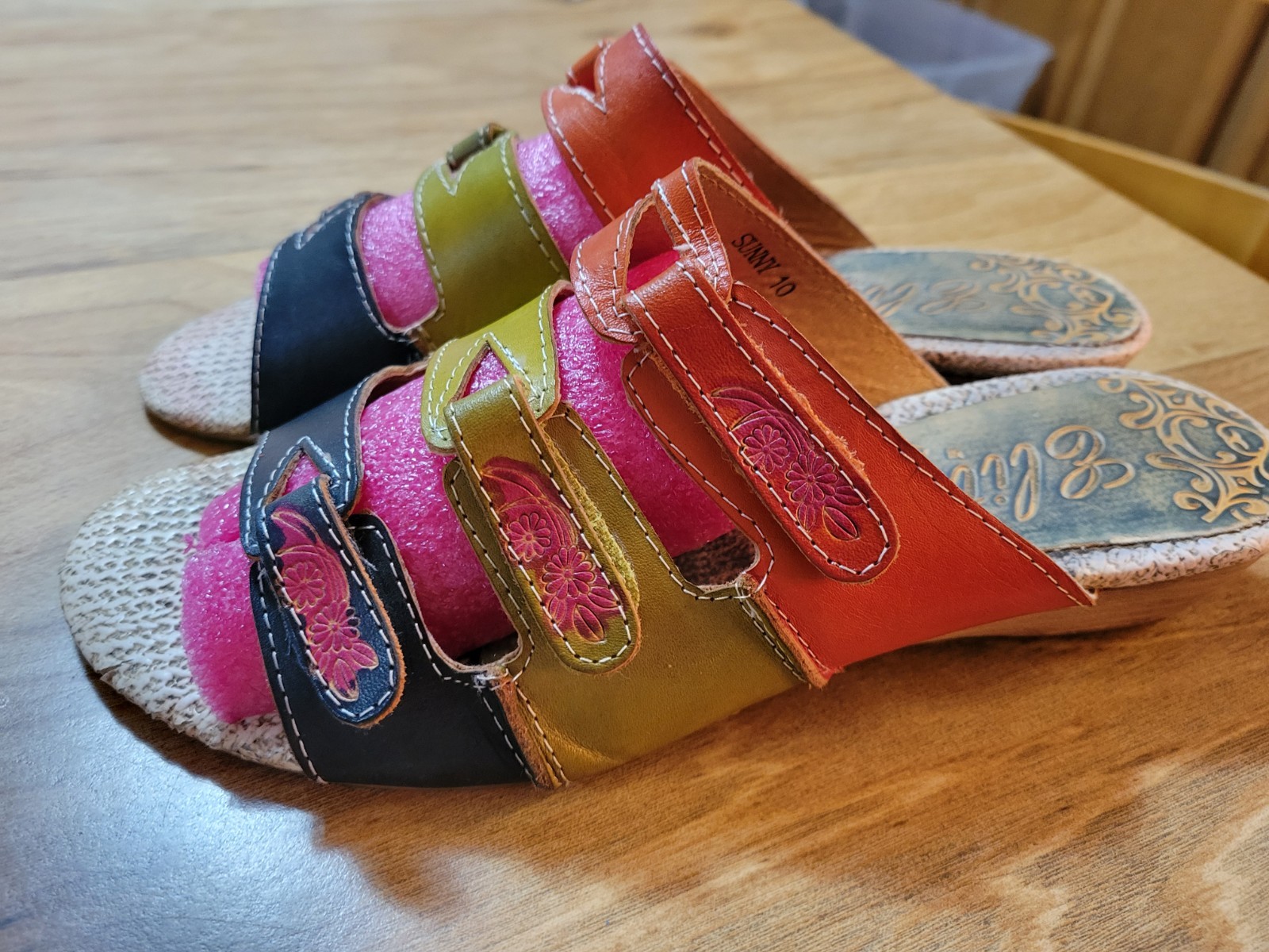 Elite By CORKYS Multicolor Leather Wedge Sandal Sz 10 Style Name: Sunny. Clean