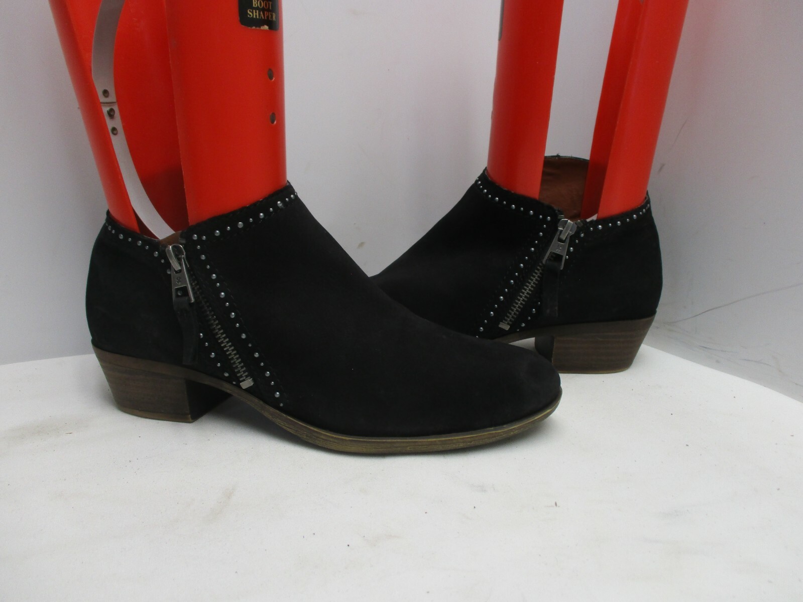 Lucky Brand Benna Black Suede Leather Studded Zip Ankle Boots Womens Size 8 M