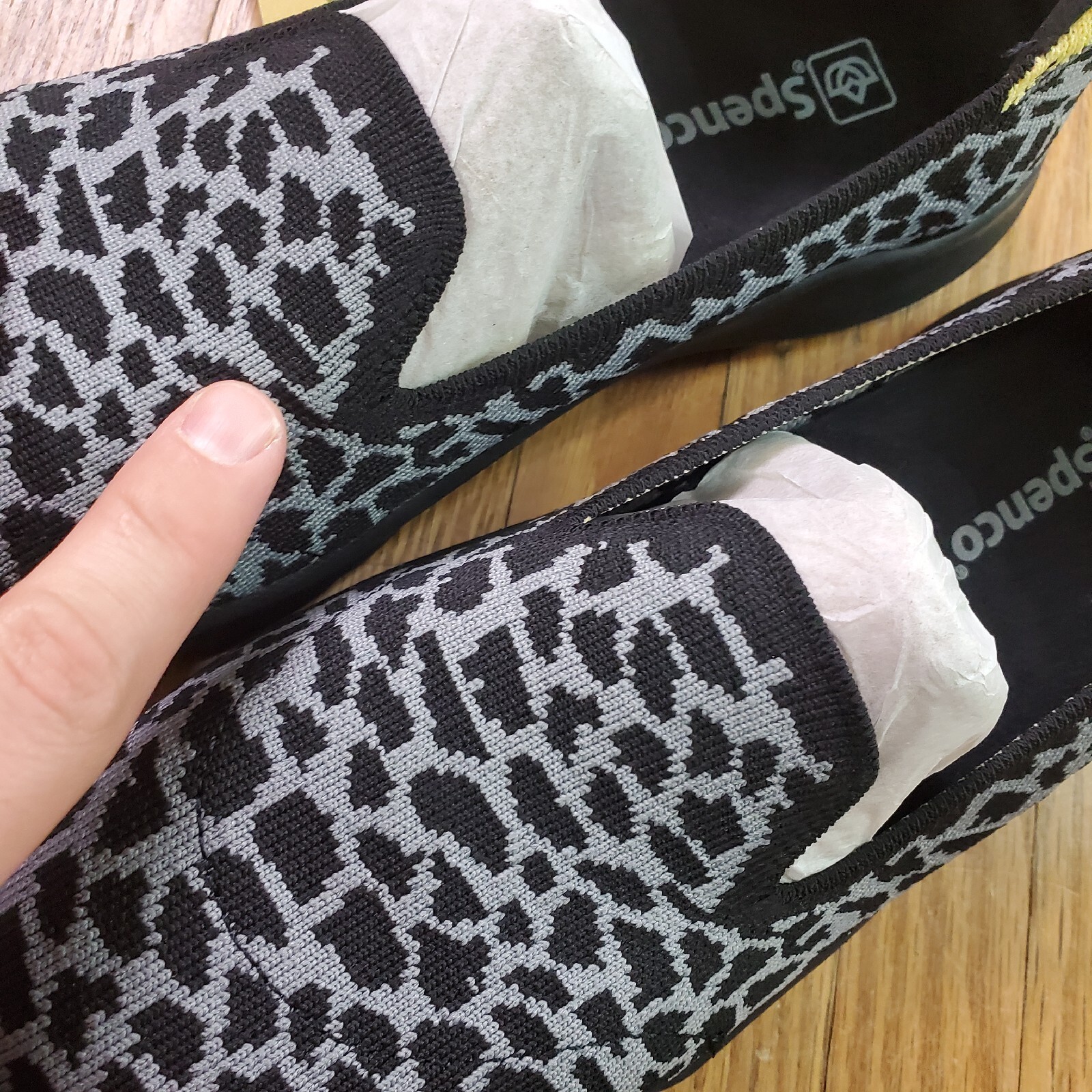 Spenco Women’s Epic Stretch Giraffe Flats Sz 8.5 Slip On Loafer Shoes NEW NWOB
