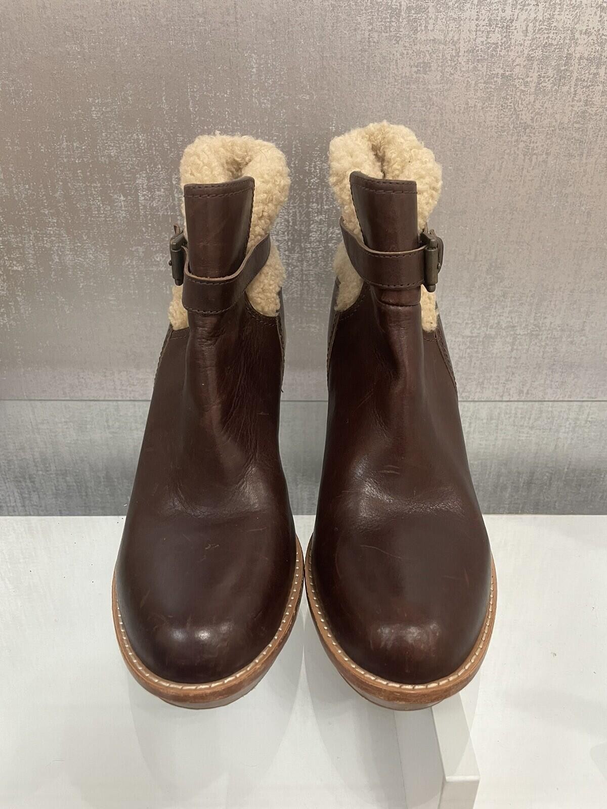 UGG Women’s Anais Brown Shearling Heels Size: 11 (1003879) (A373)